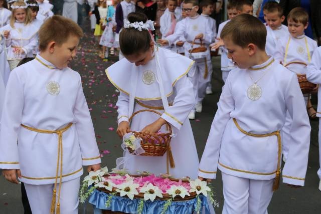 Boże Ciało - Czechowice-Dziedzice - NMP Królowej Polski