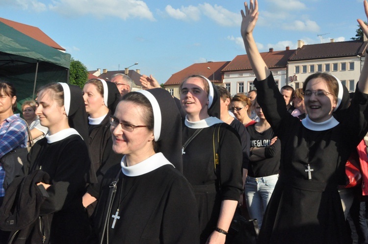 Wieczór uwielbienia w Zakliczynie