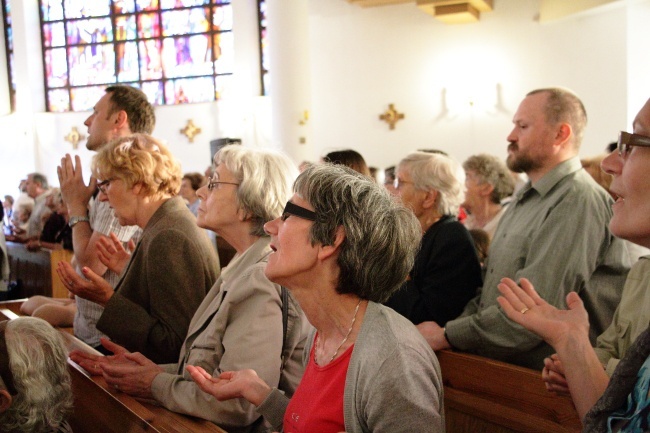 Uwielbienie na Piaskach Nowych - Boże Ciało 2015