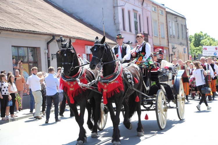 Parada pasiaków w Łowiczu