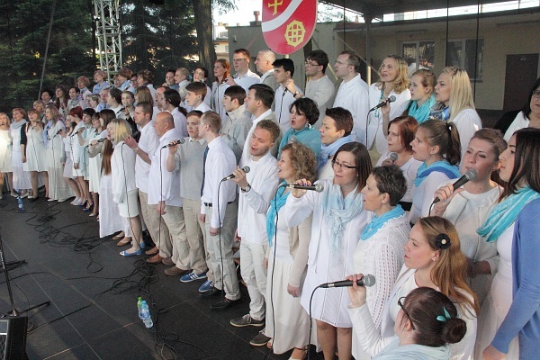 Koncert "Chwała Bogu" w Rumi