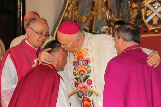 Jubileusz 25-lecia sakry bp. Józefa Zawitkowskiego