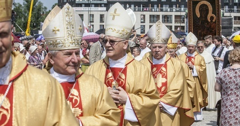 Omodlony wizerunek trafi do Wilanowa