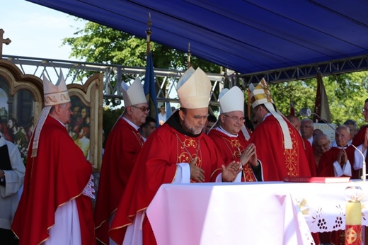 Msza św. w 20. rocznicę pielgrzymki Jana Pawła II na Kaplicówkę