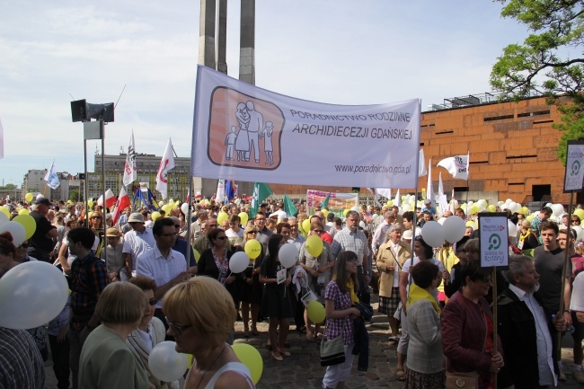 VI Archidiecezjalny Marsz dla Życia i Rodziny