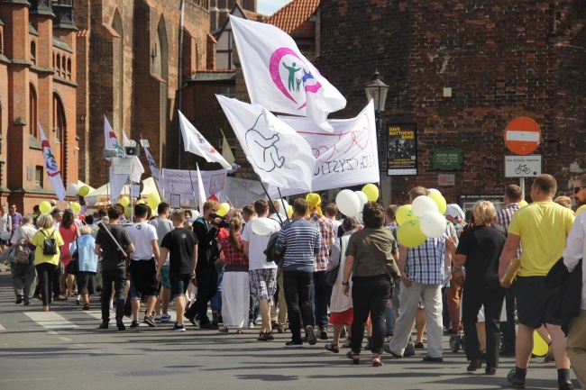 VI Archidiecezjalny Marsz dla Życia i Rodziny