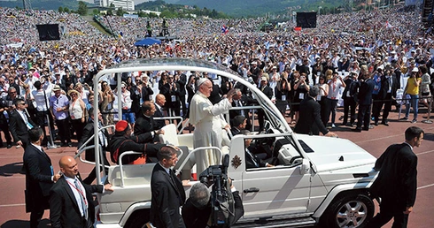 Na Franciszka czekali wszyscy: katolicy, prawosławni  i muzułmanie