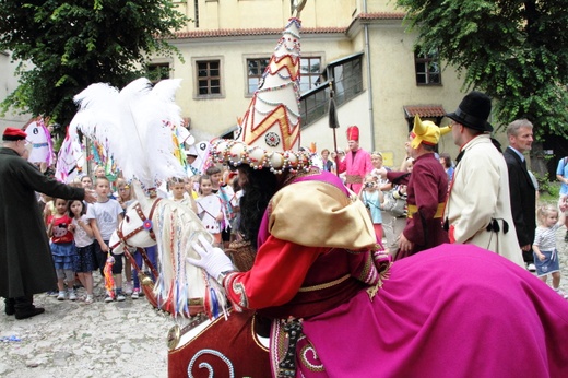 Lajkonik harcuje w Krakowie