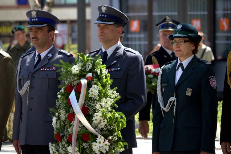 Obchody 70. rocznicy wyzwolenia nazistowskich niemieckich obozów koncentracyjnych