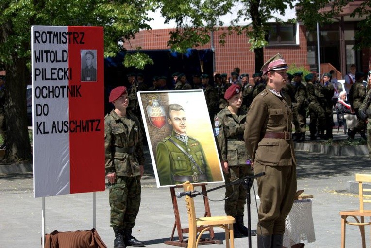Obchody 70. rocznicy wyzwolenia nazistowskich niemieckich obozów koncentracyjnych