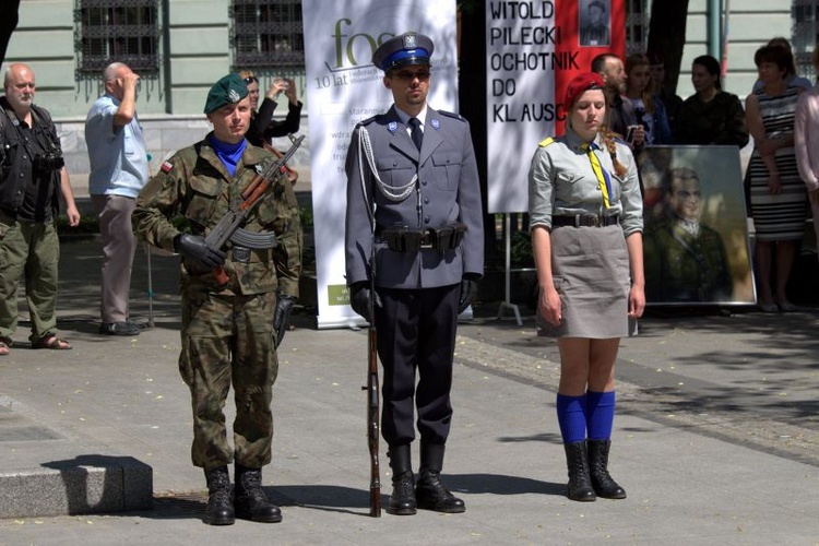 Obchody 70. rocznicy wyzwolenia nazistowskich niemieckich obozów koncentracyjnych