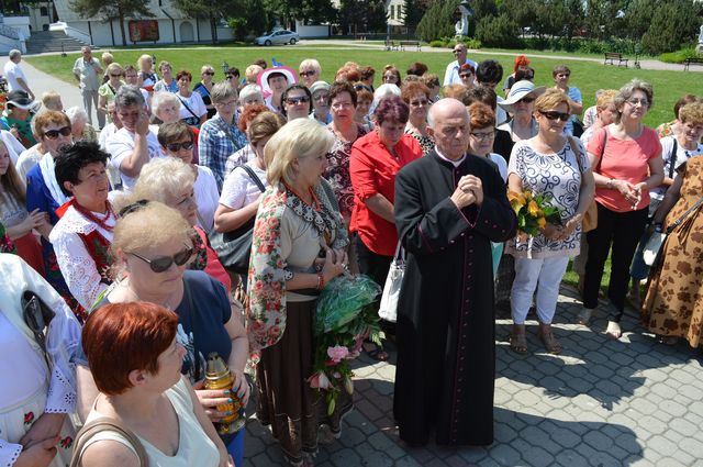 U Matki z prośbą i dziękczynieniem