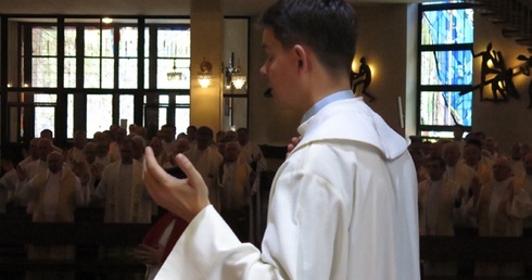 Modlitwa o świętość kapłanów