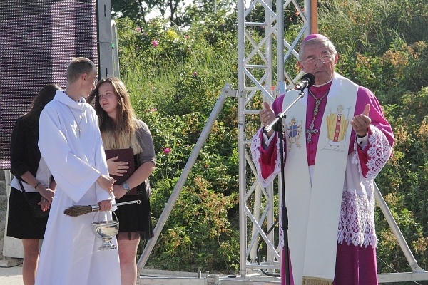 Poświęcenie tablicy na Westerplatte