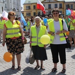 Rodzinny polonez na Marszu dla Życia i Rodziny