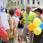 Rodzinny polonez na Marszu dla Życia i Rodziny