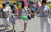 Rodzinny polonez na Marszu dla Życia i Rodziny