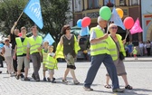 Rodzinny polonez na Marszu dla Życia i Rodziny