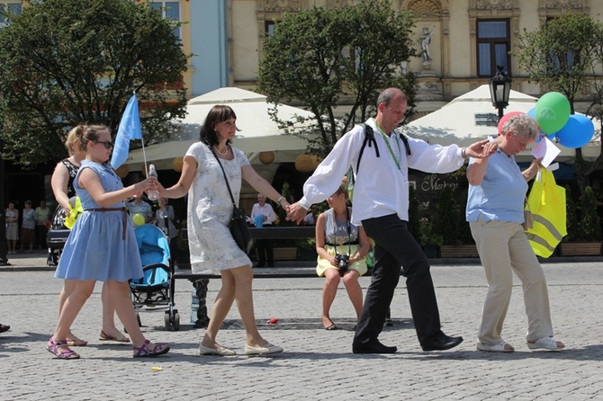 Rodzinny polonez na Marszu dla Życia i Rodziny