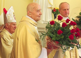  Ks. Wenancjusz Róg od 60 lat, a ks. Andrzej Walerowski od 30 sprawują kapłańską posługę