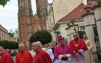 Pasterz niosący miłość Chrystusa