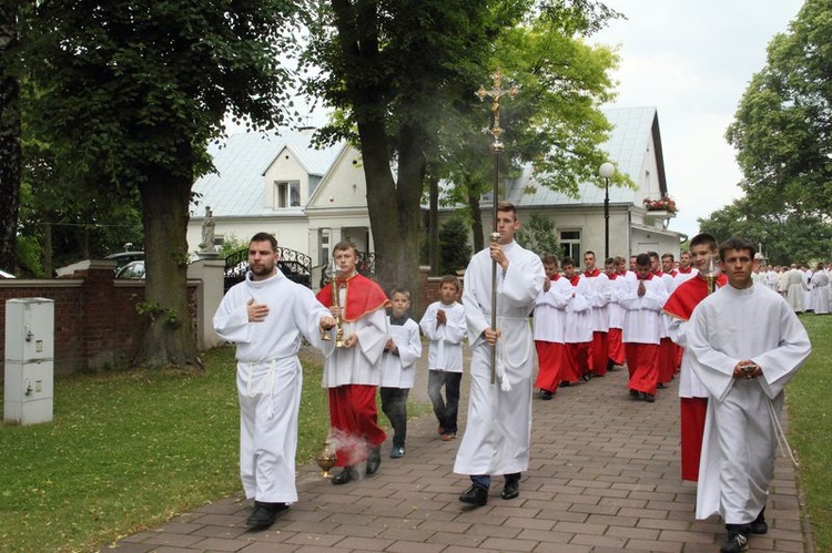 Pielgrzymka ministrantów do Wąwolnicy