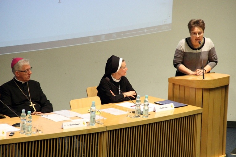 Sesja plenarna II Synodu Archidiecezji Katowickiej