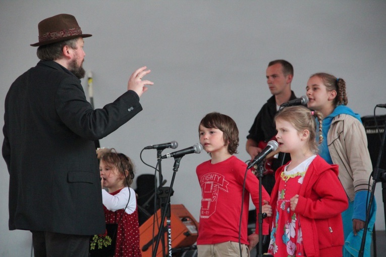 III Zjazd Dużych Rodzin, cz. III