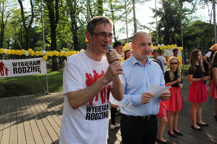 'Wybieram rodzinę!" - festyn po marszu w Bielsku-Białej