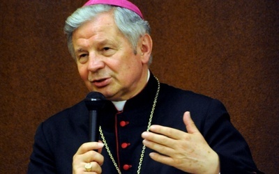 Bp Henryk Tomasik