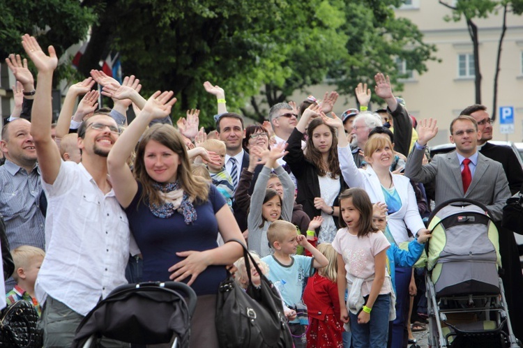 III Zjazd Dużych Rodzin, cz. IV