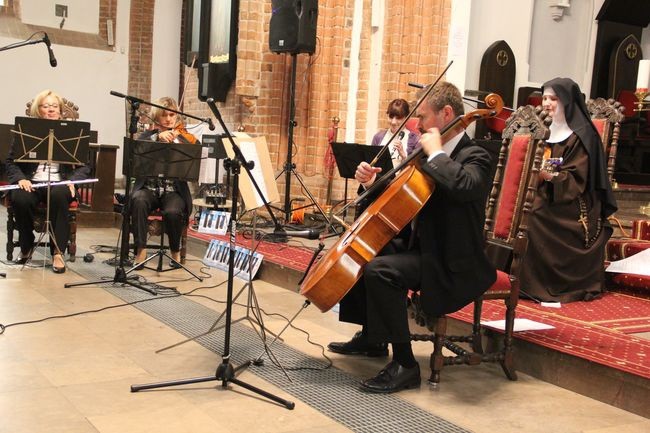 Koncert "Tajemne drzwi"