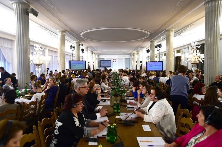 Konferencja "Społeczne i rozwojowe konsekwencje pornografii"