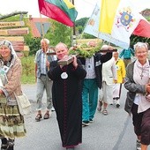  W diecezji zielonogórsko-gorzowskiej pielgrzymi odwiedzili Wschowę, Głogów, Jakubów i Grobowiec. Odprowadził ich kustosz sanktuarium w Jakubowie