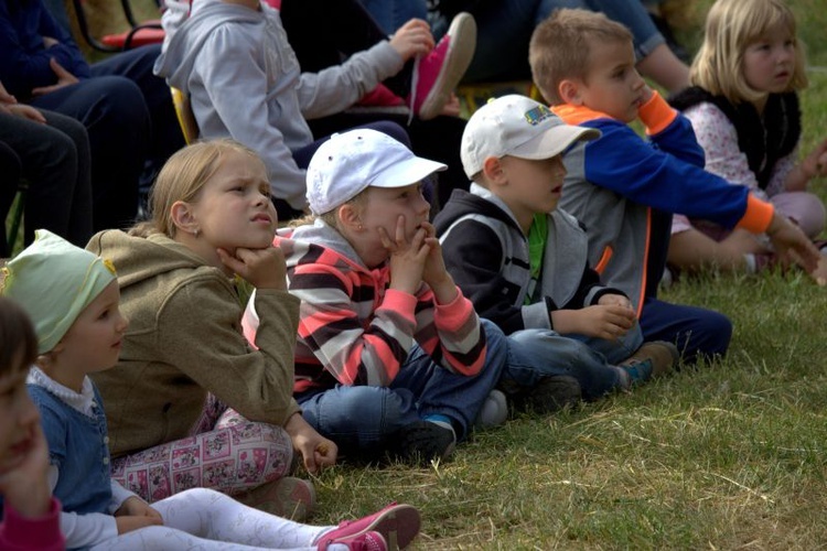 X Festiwal Teatrów Amatorskich "Pod brzozą" w Bartagu