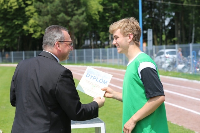 Sportowe zmagania ministrantów w Zabrzegu i Dankowicach