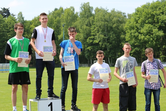 Sportowe zmagania ministrantów w Zabrzegu i Dankowicach