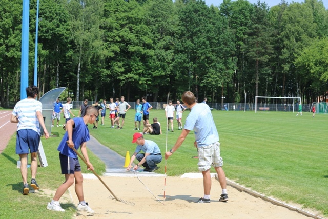 Sportowe zmagania ministrantów w Zabrzegu i Dankowicach