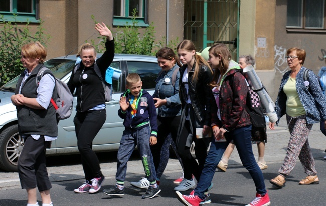 Pielgrzymka trzeźwościowa do Niepokalanowa