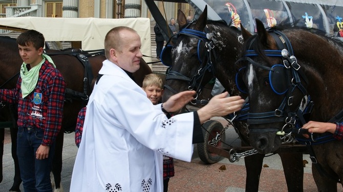 Koniarze u Matki Bożej