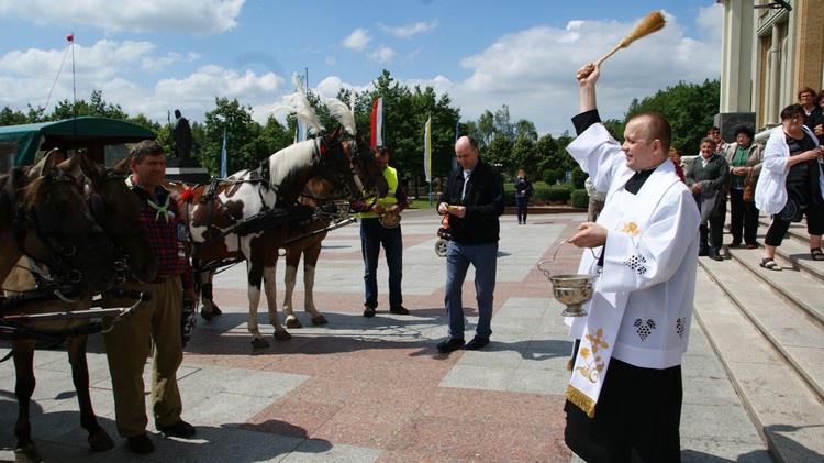 Koniarze u Matki Bożej