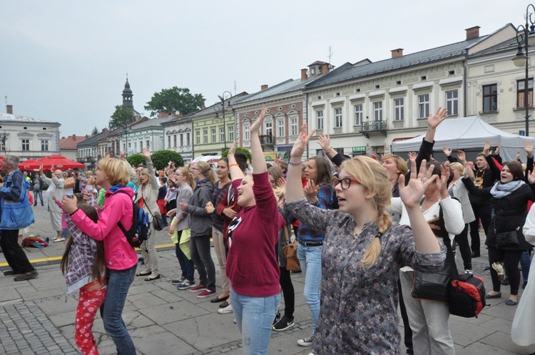 II koncert ewangelizacyjny w Nowym Sączu