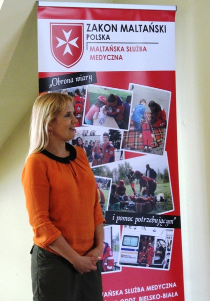Dr Ewa Piekarska z Polskiej Misji Medycznej z maltańczykami
