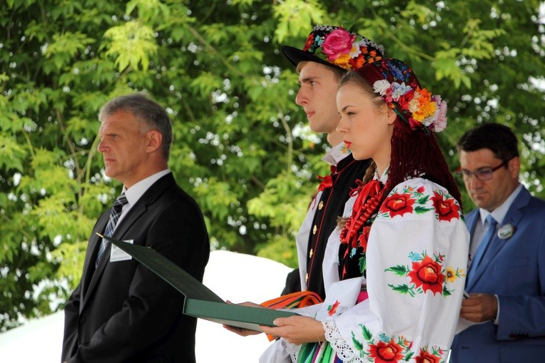 Jubileusz 85-lecia szkoły w Zduńskiej Dąbrowie