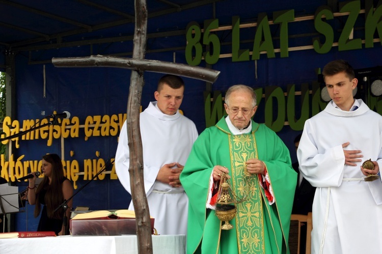 Jubileusz 85-lecia szkoły w Zduńskiej Dąbrowie