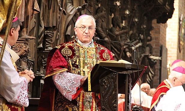 Abp Celestino Migliore uhonorowany