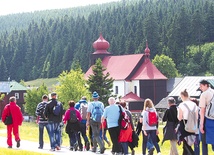  W poprzednich latach  na Mszy świętej  praktycznie nie było Czechów.  W tym roku było ich już  kilkunastu