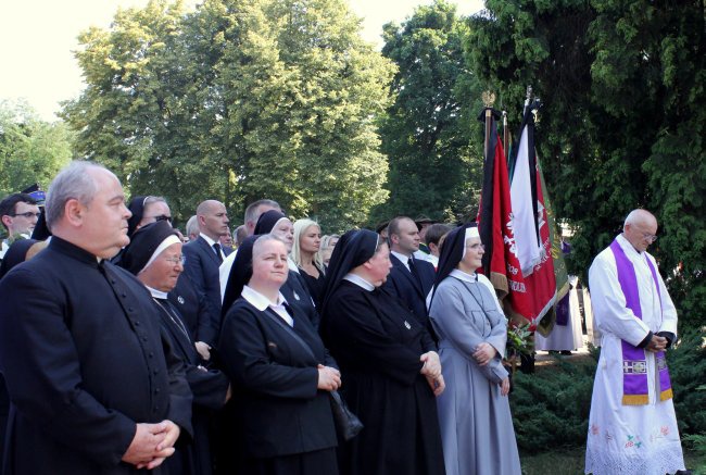 Pogrzeb śp. ks. Mariana Piotrowskiego cz. 2