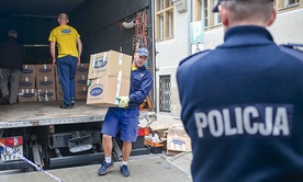 Sprawa Amber Gold będzie rozpatrywana według starej procedury, ponieważ trafiła do sądu przed 1 lipca br. Liczące 16 tys. stron akta przywieziono do sądu w Gdańsku 26 czerwca