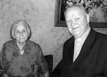  Ks. Franciszek Czernik z Marianną Popiełuszko